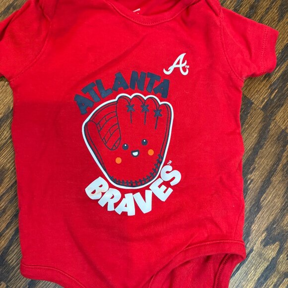 Set of 3 Braves Onsies - Picture 5 of 5
